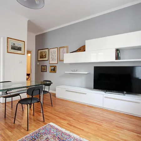 Centro - Tra Pantheon & Trastevere Apartament *